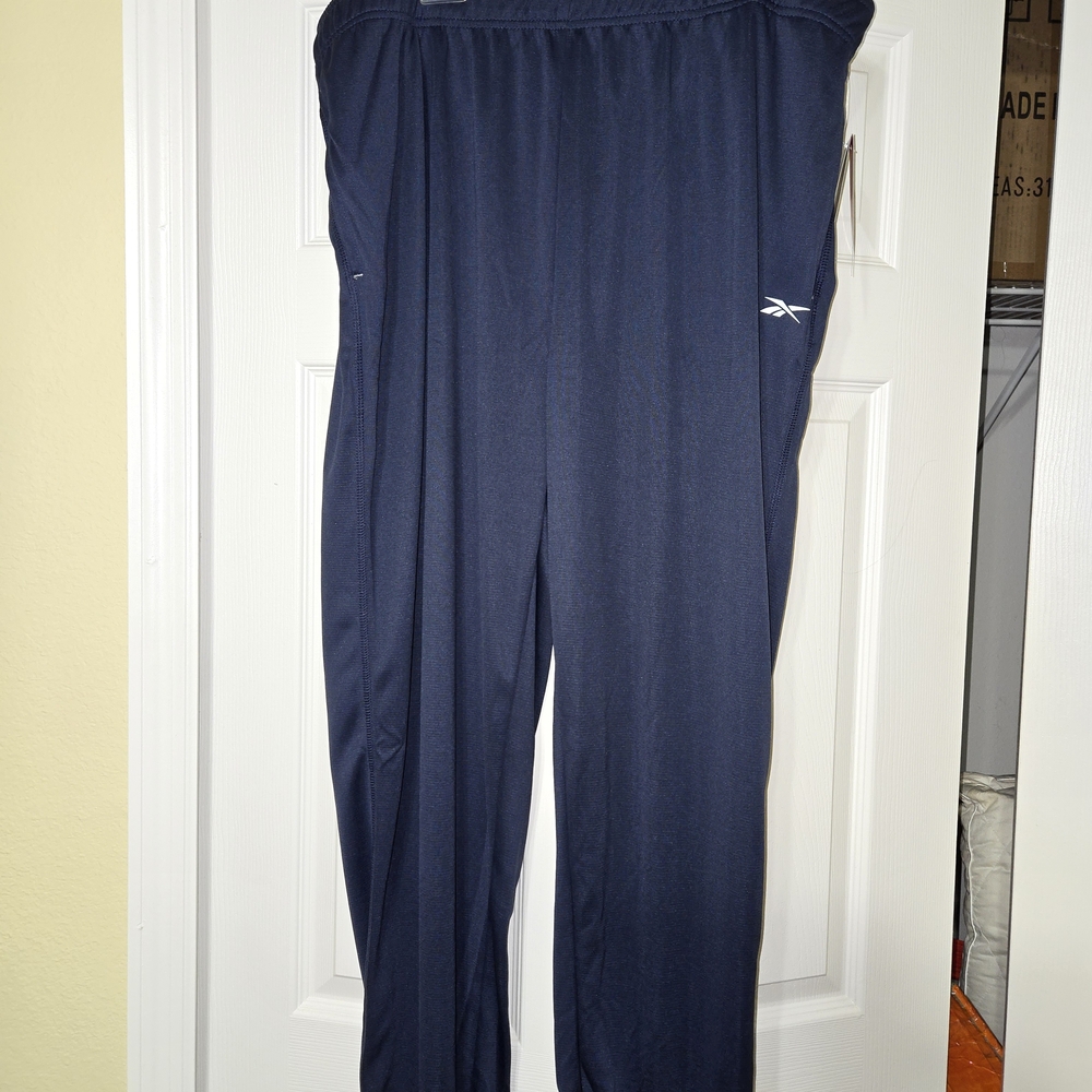 Reebok Men's Navy Joggers